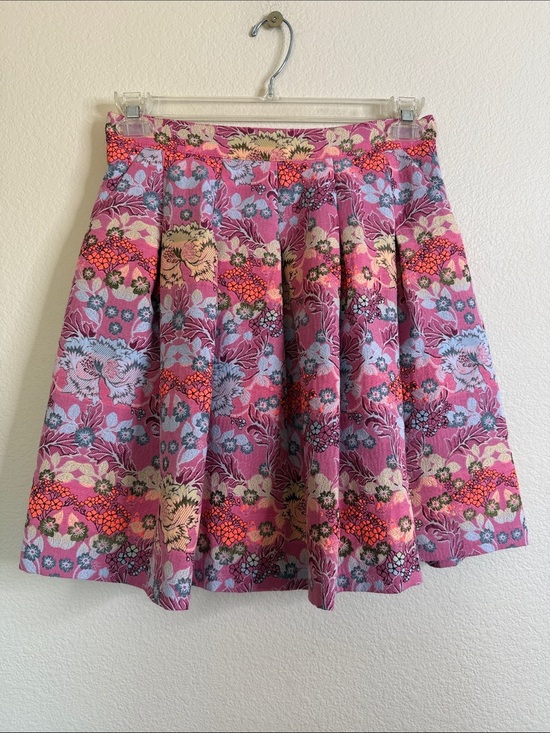 bebe Dresses & Skirts - Bebe floral jacquard flared pleated skirt  print women’s 8